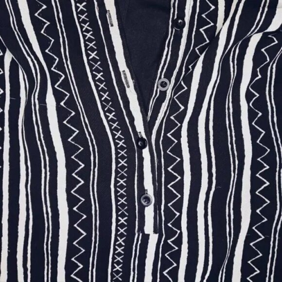 SHEER BLACK AND WHITE 90'S STYLE GEOMETRIC BLOUSE - Picture 4 of 5